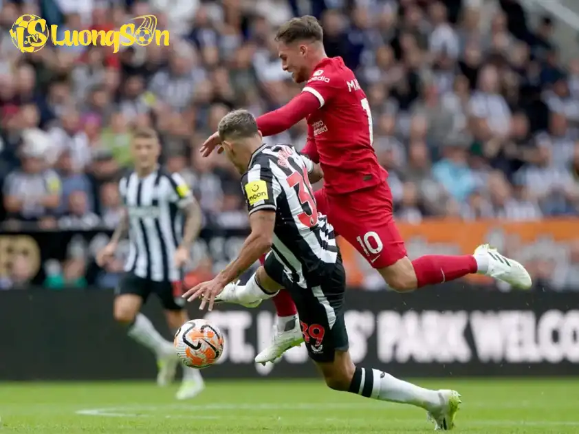 Trận cầu hứa hẹn sẽ vô cùng hấp dẫn với người hâm mộ (Ảnh: Eurosport)