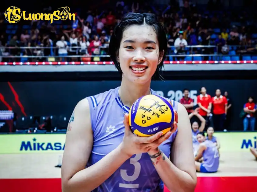 Trần Thị Thanh Thúy tỏa sáng rực rỡ ở trận đấu với tuyển Đức. Ảnh: VolleyballWorld Trần Thị Thanh Thúy tỏa sáng rực rỡ ở trận đấu với tuyển Đức