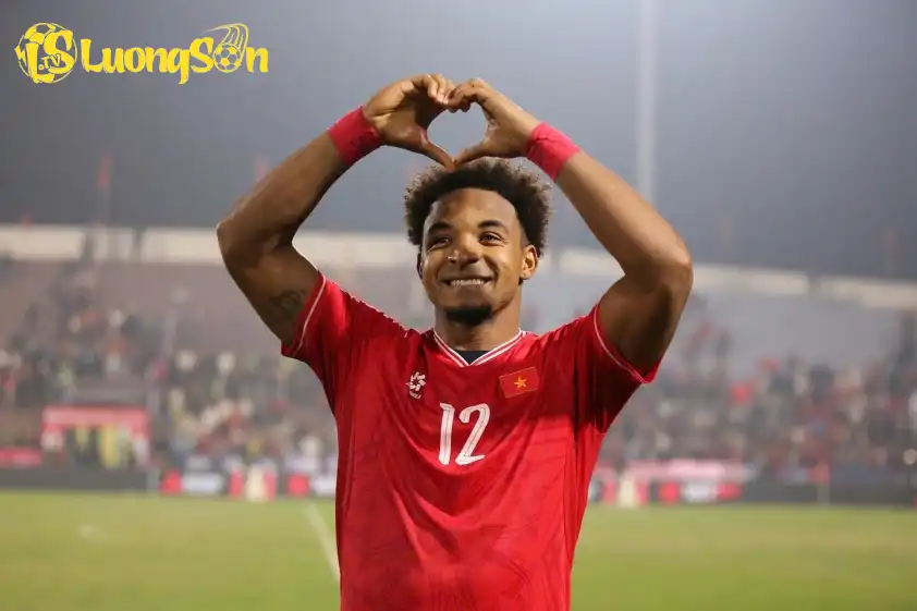 Xuân Son đặt ra quyết tâm rất lớn với bóng đá Việt Nam. Ảnh: FBNV Xuân Son đặt ra quyết tâm rất lớn với bóng đá Việt Nam