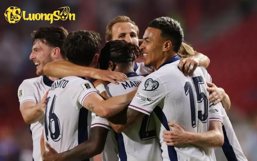 HLV trưởng ĐT Anh sẵn sàng loại bỏ cả ngôi sao lớn để xây dựng một tập thể đoàn kết. (Ảnh: The Mirror) HLV trưởng ĐT Anh sẵn sàng loại bỏ cả ngôi sao lớn để xây dựng một tập thể đoàn kết. (Ảnh: The Mirror)