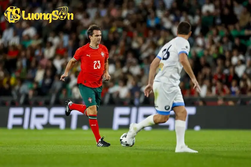 Đội huyền thoại Bồ Đào Nha có trận đấu từ thiện với đội Các ngôi sao thế giới