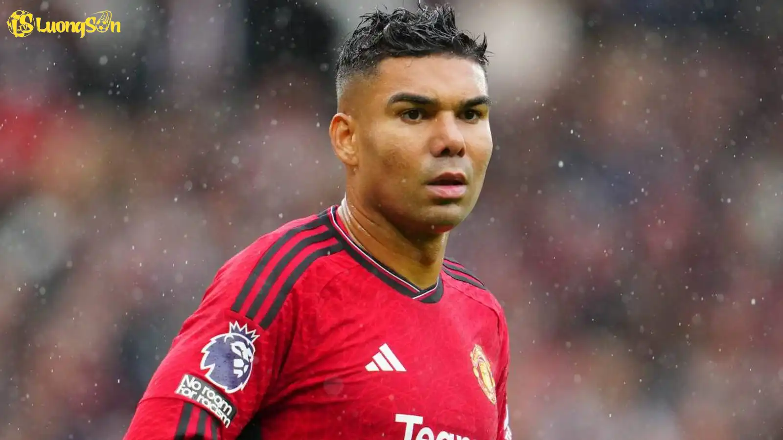 Casemiro phải nhận thẻ đỏ trong trận đấu với Chelsea ở vòng trước (Ảnh: SkySport)