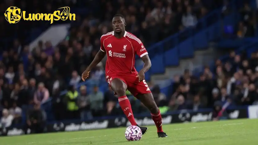 Konate buộc phải rời sân sớm ở phút 56 (Ảnh: Liverpool Lookout). Konate buộc phải rời sân sớm ở phút 56