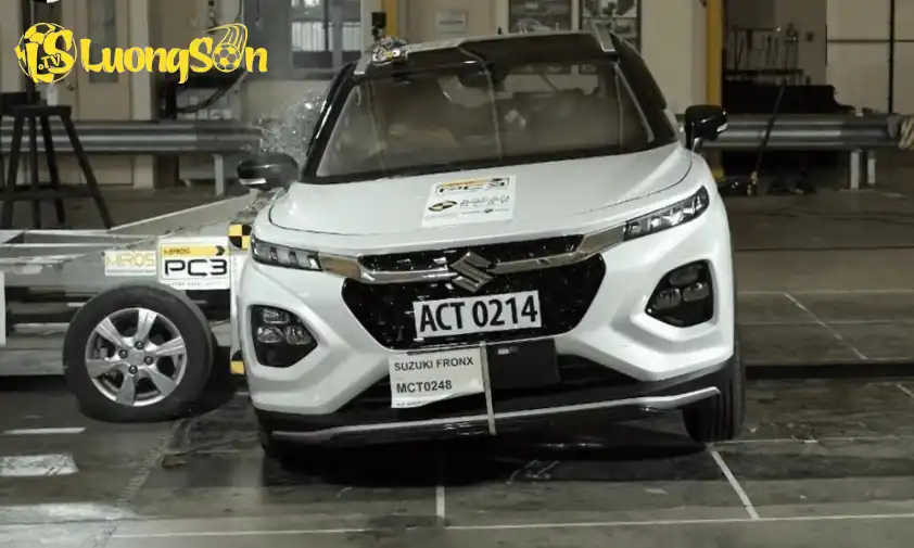 Suzuki Fronx đạt chuẩn 5 sao Suzuki Fronx đạt chuẩn 5 sao